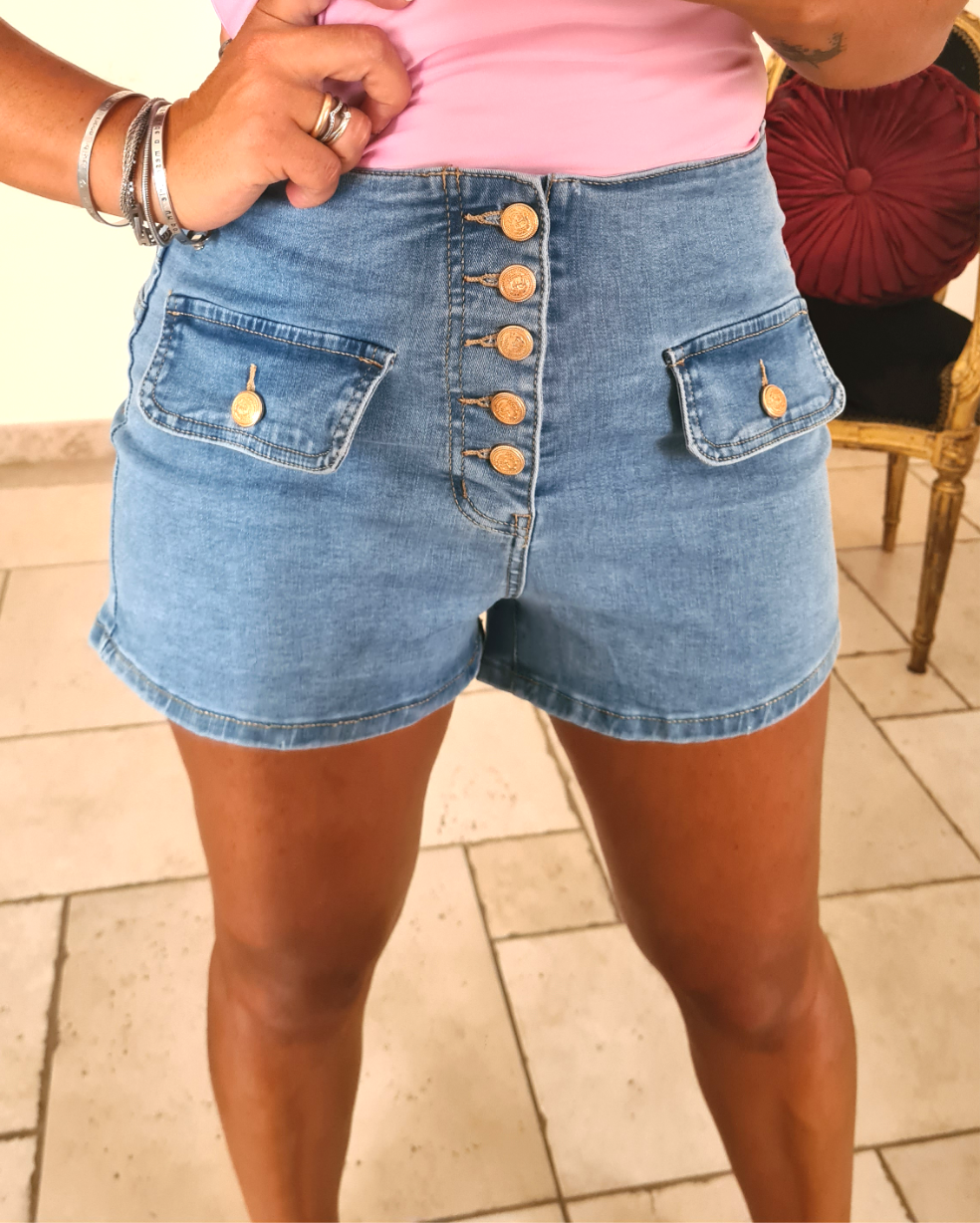 Shorts bottoni oro